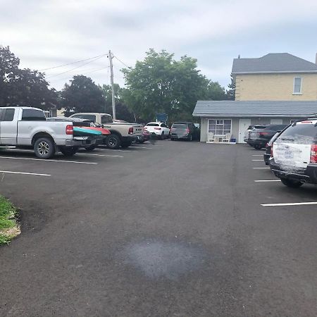 Manor Motel Southampton Zewnętrze zdjęcie
